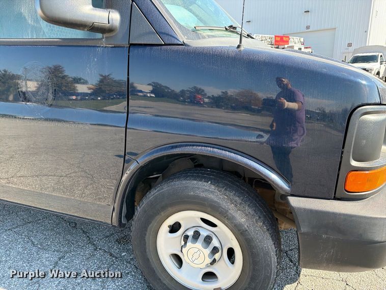 image for item FK2179 2015 Chevrolet Express 2500 van
