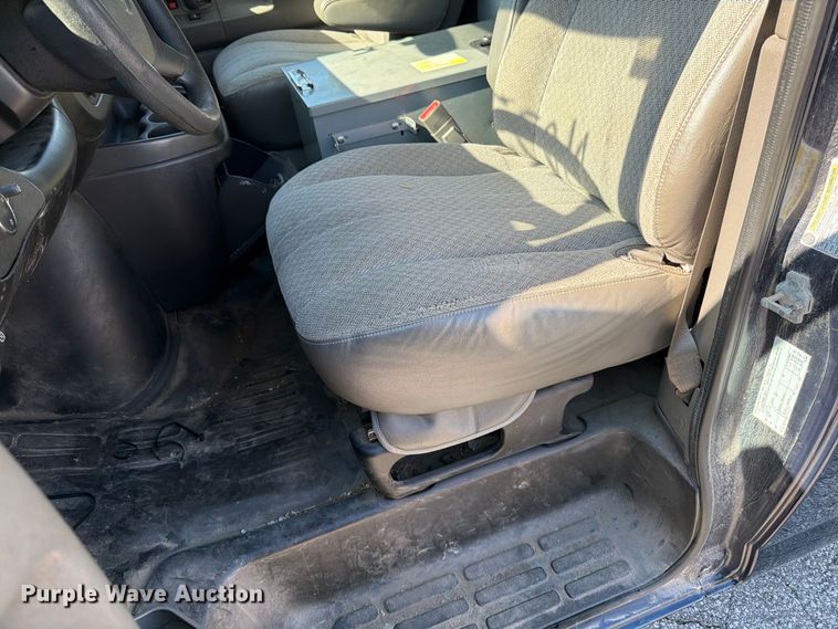 image for item FK2179 2015 Chevrolet Express 2500 van