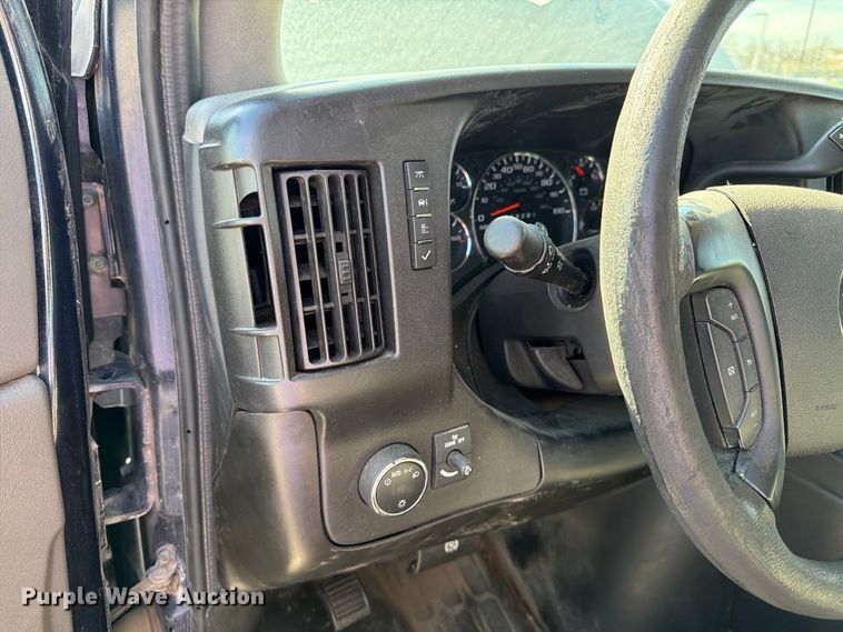 image for item FK2179 2015 Chevrolet Express 2500 van