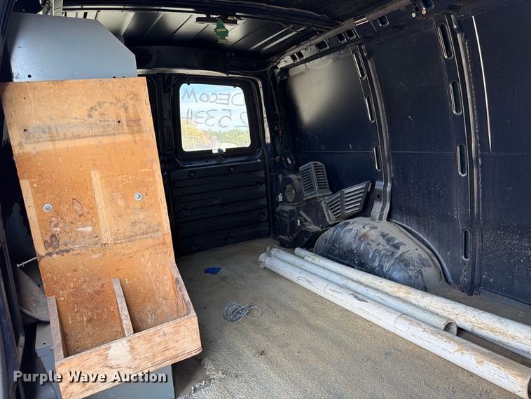 image for item FK2179 2015 Chevrolet Express 2500 van