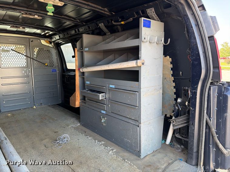 image for item FK2179 2015 Chevrolet Express 2500 van
