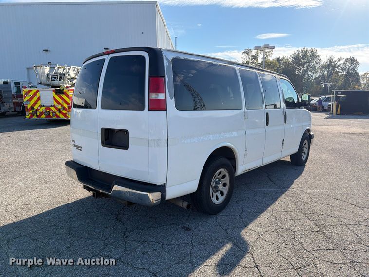 image for item FK2180 2009 Chevrolet Express 1500 van