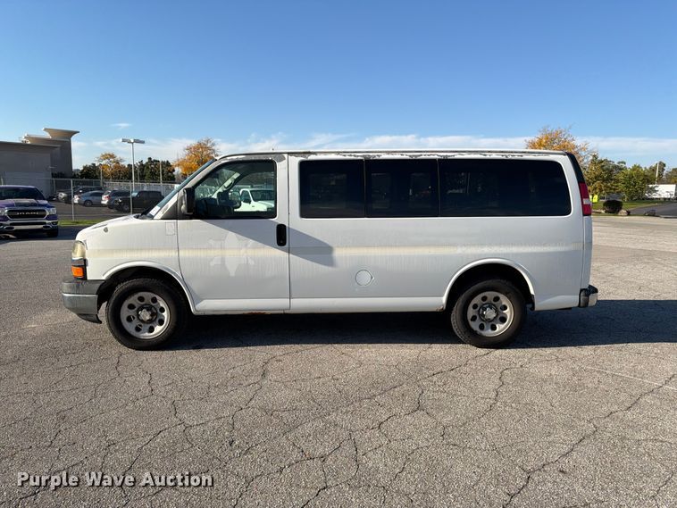 image for item FK2180 2009 Chevrolet Express 1500 van
