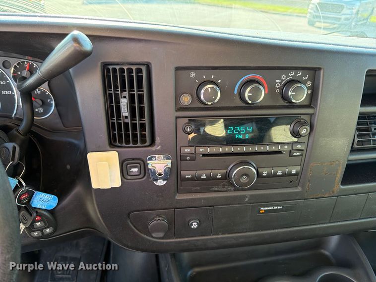 image for item FK2180 2009 Chevrolet Express 1500 van