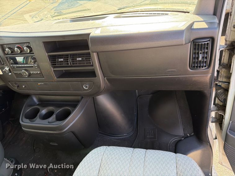 image for item FK2180 2009 Chevrolet Express 1500 van