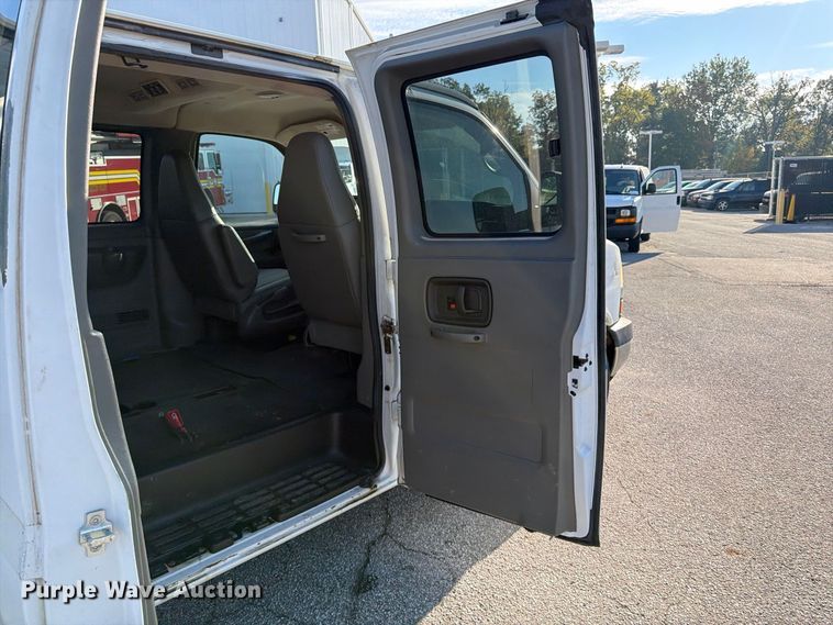 image for item FK2180 2009 Chevrolet Express 1500 van