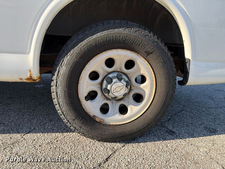 image for item FK2180 2009 Chevrolet Express 1500 van