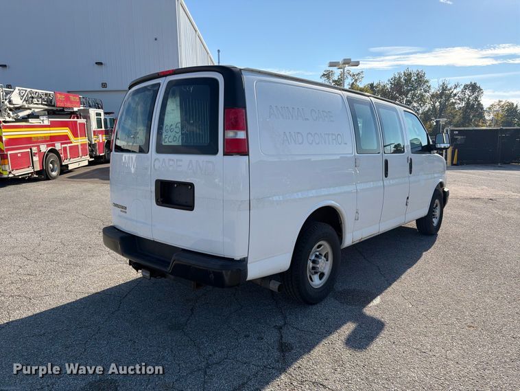 image for item FK2181 2016 Chevrolet Express 2500 van