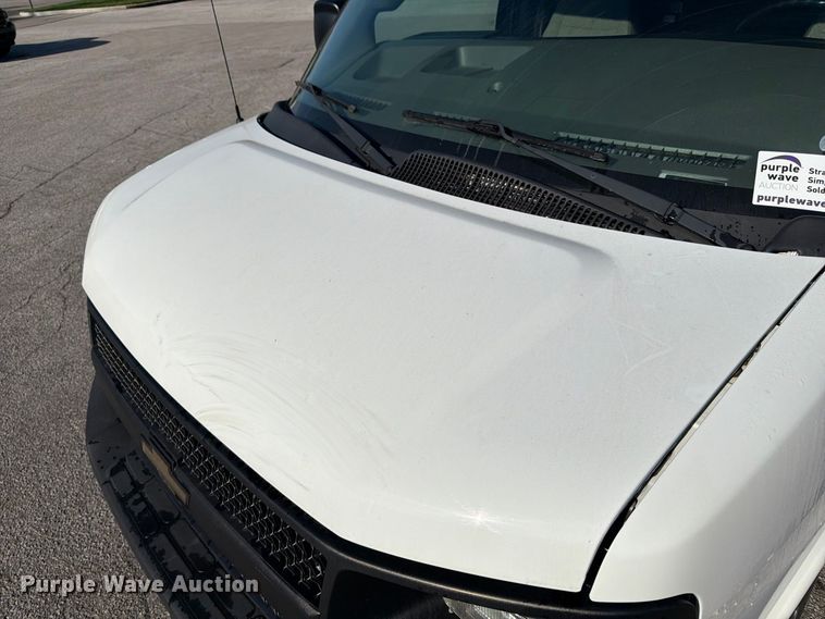 image for item FK2181 2016 Chevrolet Express 2500 van