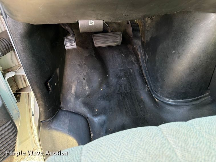 image for item FK2181 2016 Chevrolet Express 2500 van