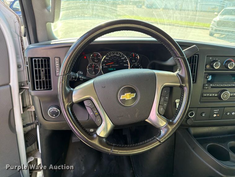 image for item FK2181 2016 Chevrolet Express 2500 van