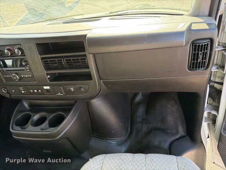 image for item FK2181 2016 Chevrolet Express 2500 van