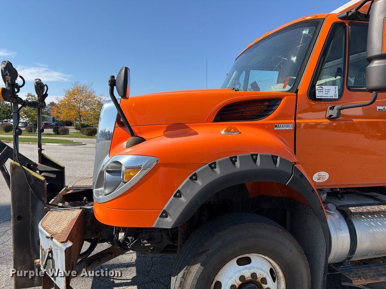 image for item FK2188 2014 International 7600 SBA dump truck