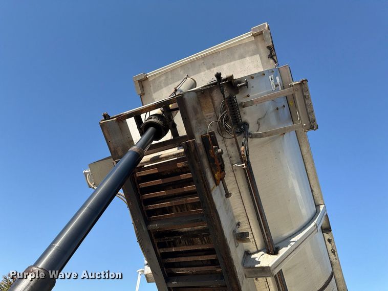 image for item FK2188 2014 International 7600 SBA dump truck