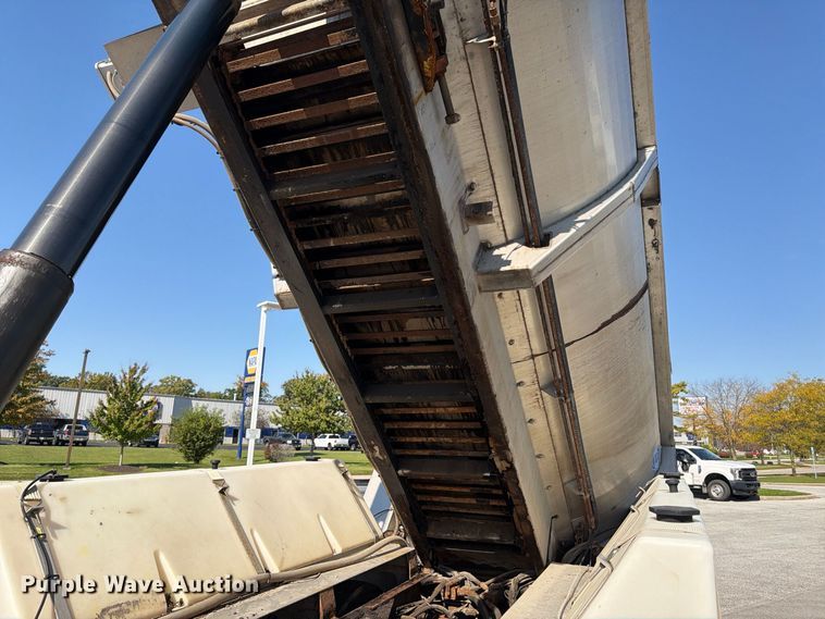 image for item FK2188 2014 International 7600 SBA dump truck