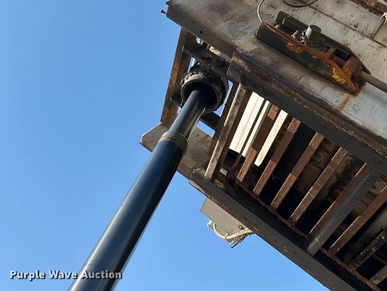 image for item FK2188 2014 International 7600 SBA dump truck
