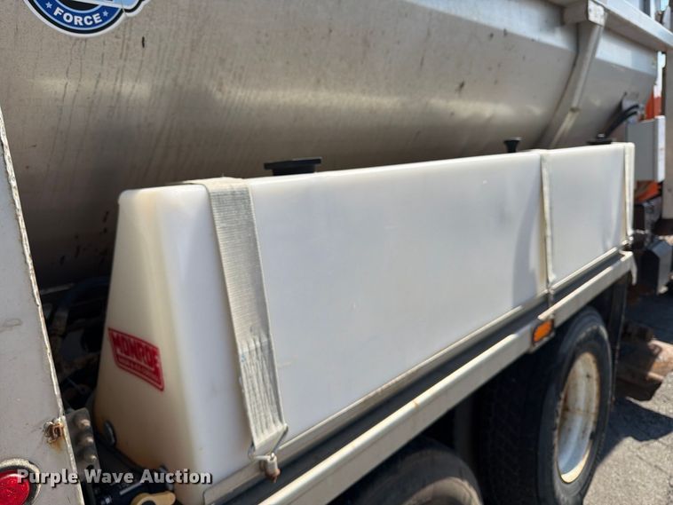 image for item FK2188 2014 International 7600 SBA dump truck