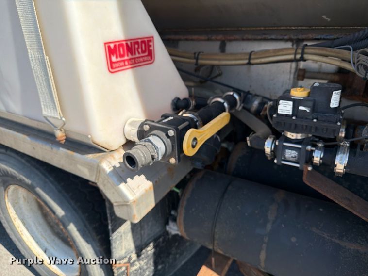 image for item FK2188 2014 International 7600 SBA dump truck
