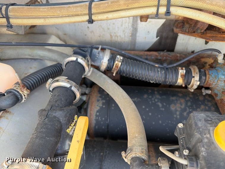 image for item FK2188 2014 International 7600 SBA dump truck