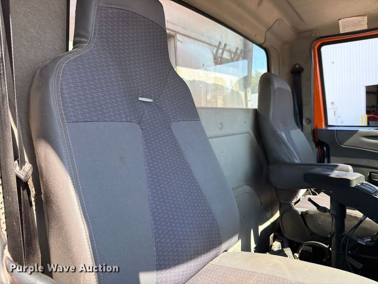image for item FK2188 2014 International 7600 SBA dump truck