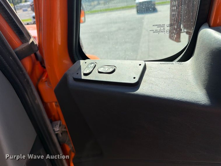 image for item FK2188 2014 International 7600 SBA dump truck