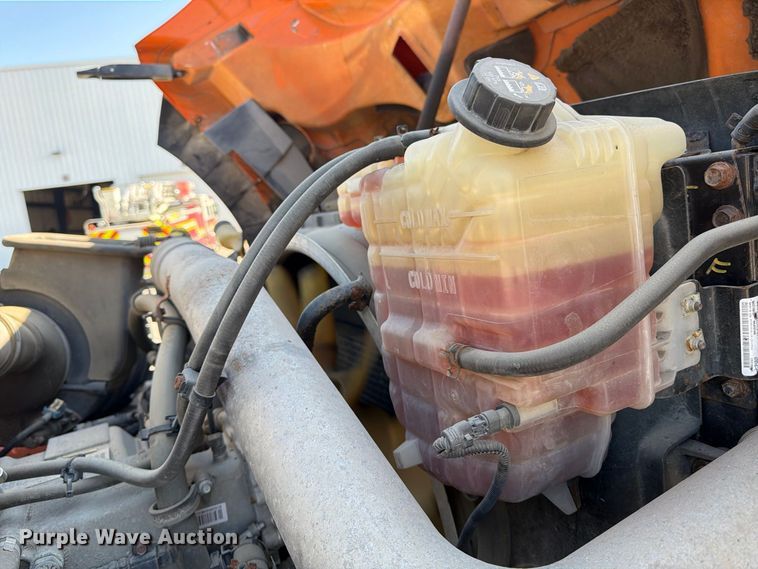 image for item FK2188 2014 International 7600 SBA dump truck