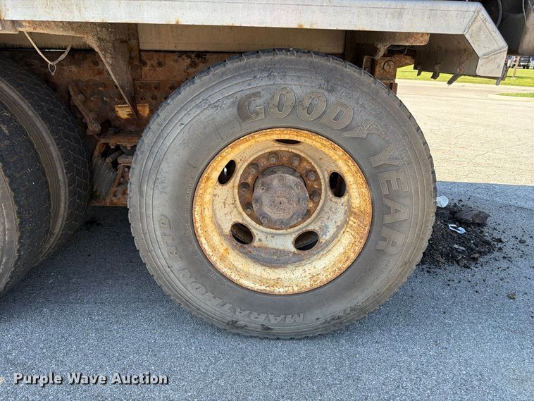 image for item FK2188 2014 International 7600 SBA dump truck