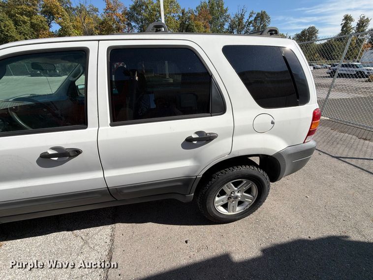 image for item FK2189 2006 Ford Escape SUV