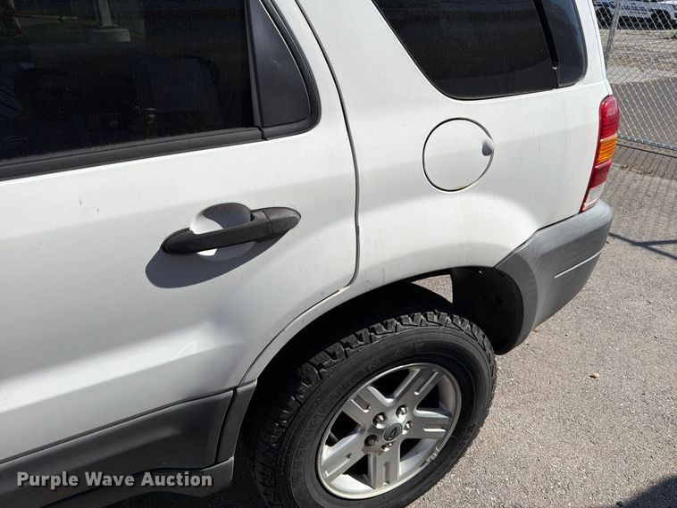 image for item FK2189 2006 Ford Escape SUV