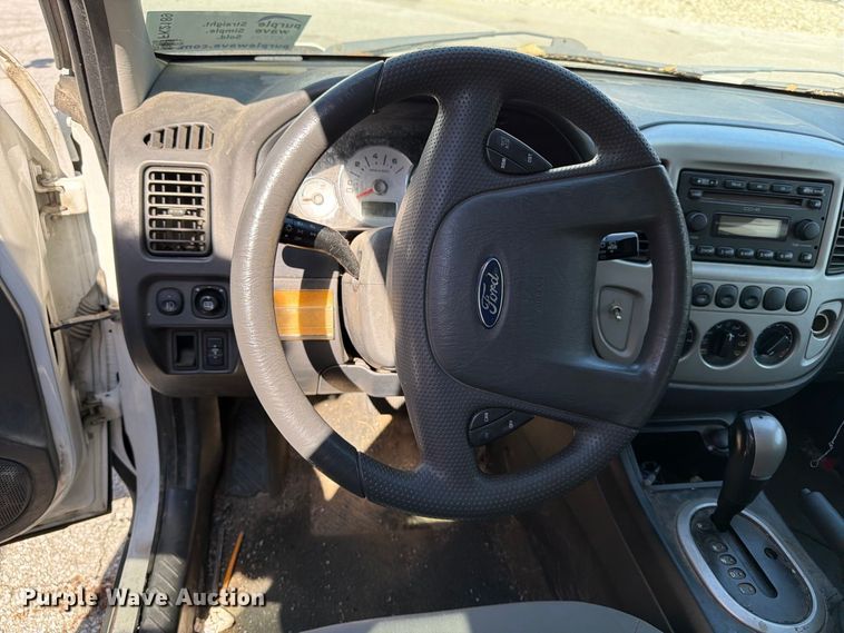 image for item FK2189 2006 Ford Escape SUV