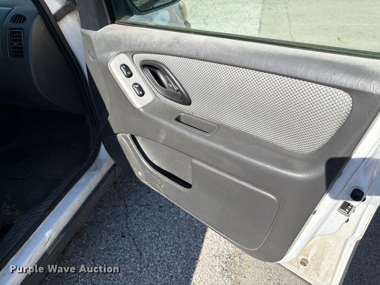 image for item FK2189 2006 Ford Escape SUV