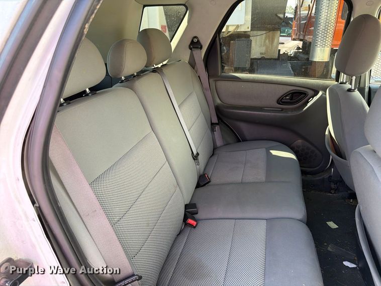 image for item FK2189 2006 Ford Escape SUV