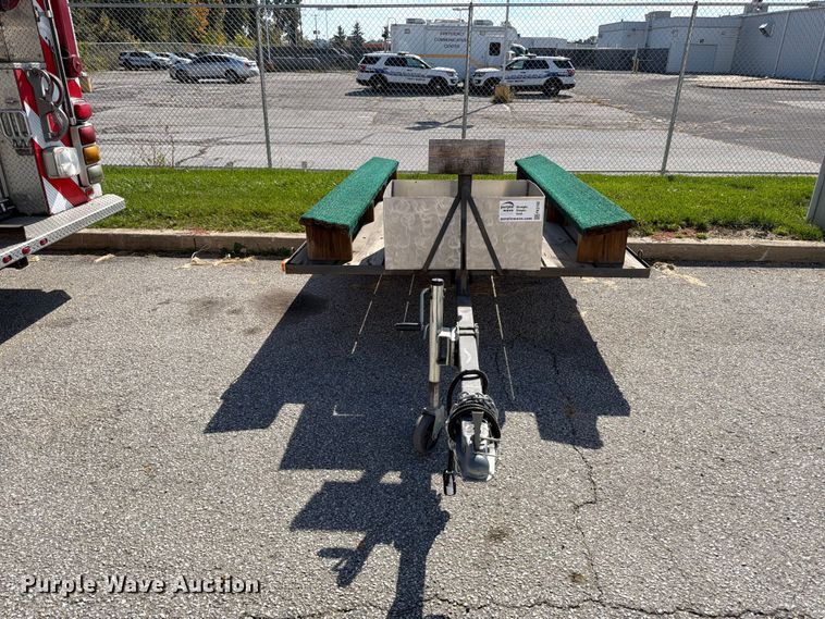 image for item FK2192 2014 Assembled boat trailer
