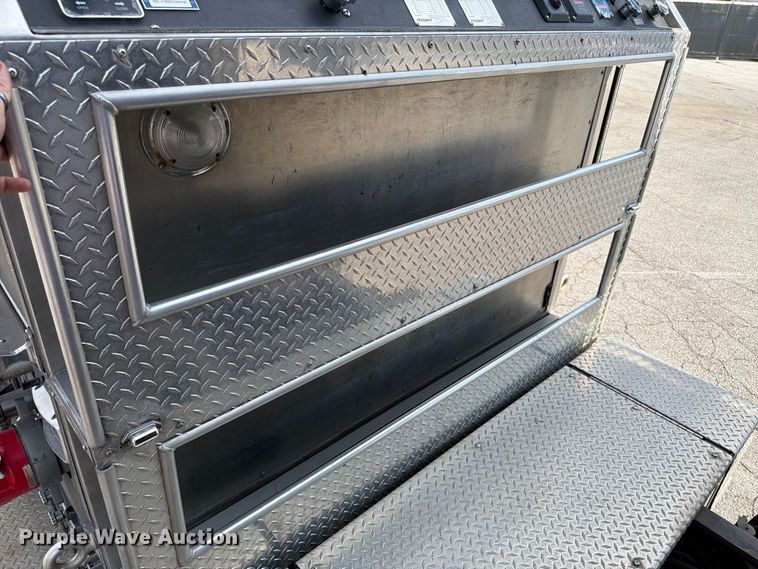 image for item FK2193 2006 American Lafrance Metropolitan fire truck