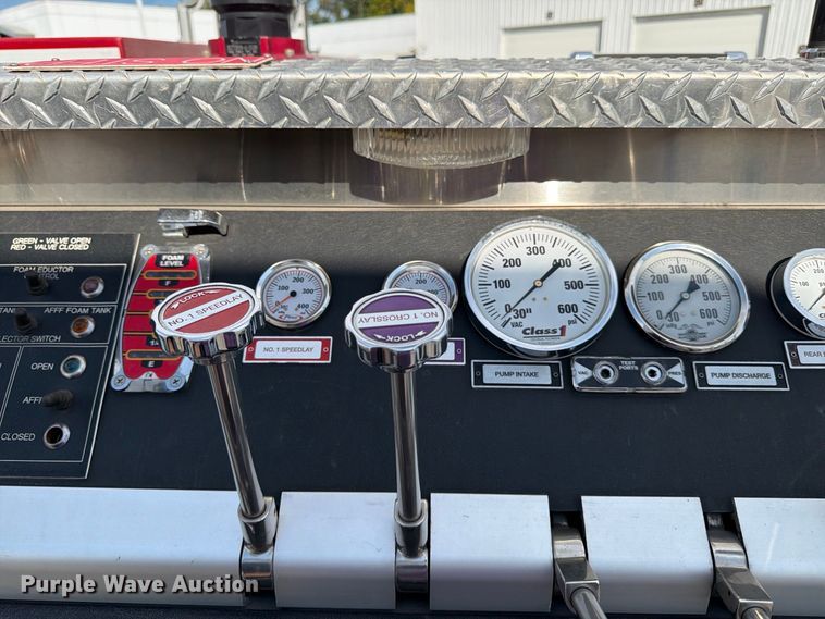 image for item FK2193 2006 American Lafrance Metropolitan fire truck