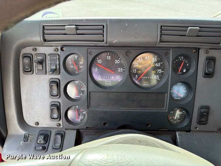 image for item FK2193 2006 American Lafrance Metropolitan fire truck
