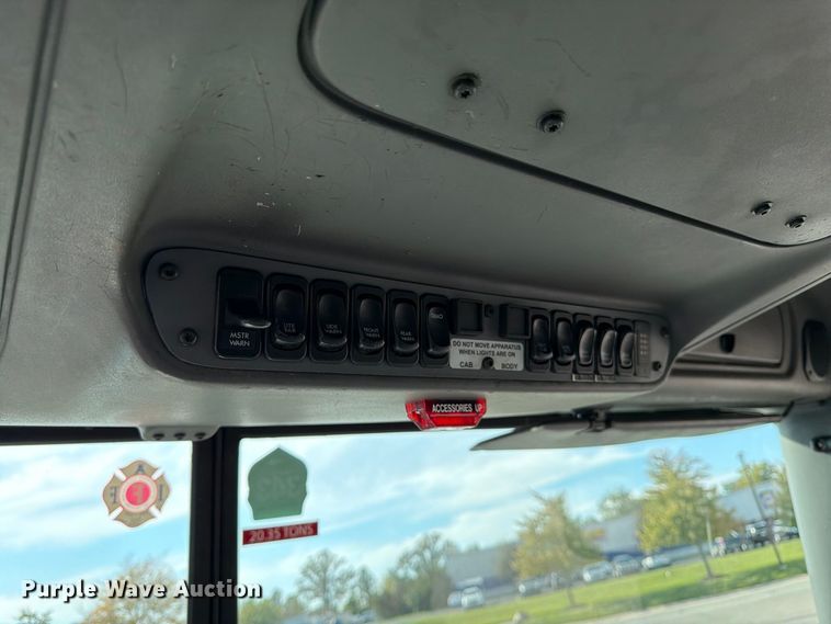 image for item FK2193 2006 American Lafrance Metropolitan fire truck