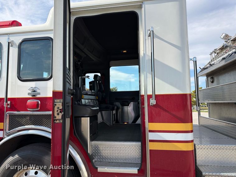 image for item FK2193 2006 American Lafrance Metropolitan fire truck
