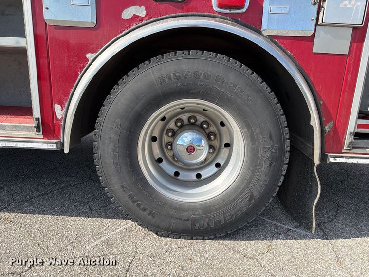 image for item FK2193 2006 American Lafrance Metropolitan fire truck