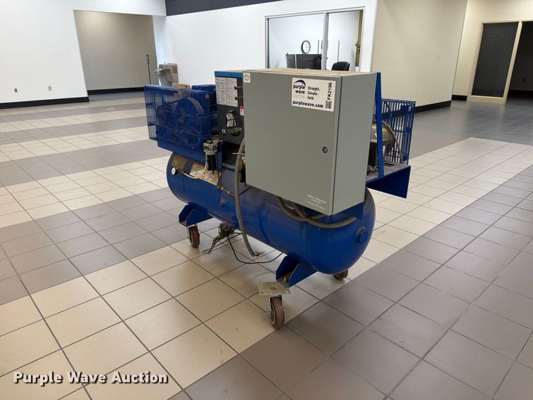 image for item FK2196 Quincy QHPR5-10 air compressor