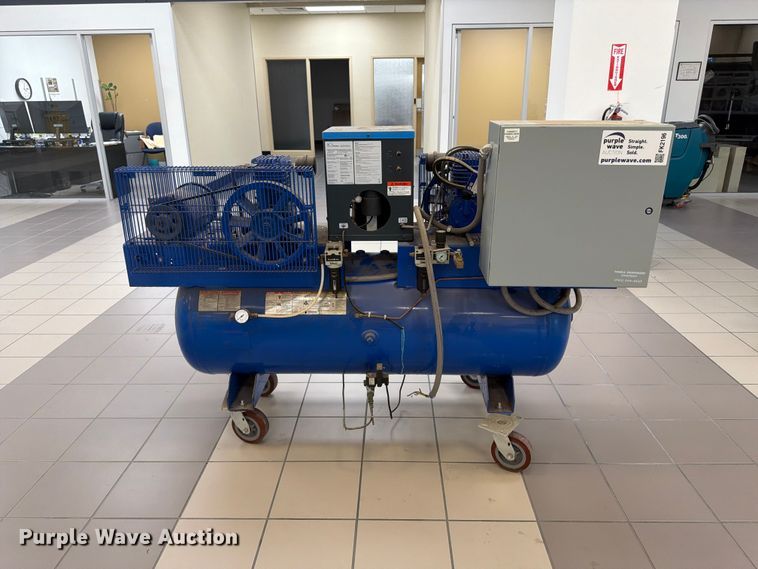 image for item FK2196 Quincy QHPR5-10 air compressor