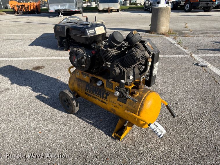 image for item FK2201 Dewalt D55275 air compressor
