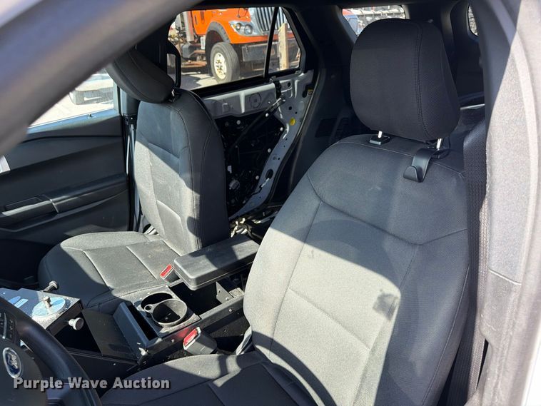 image for item FK2203 2023 Ford Explorer Police Interceptor SUV