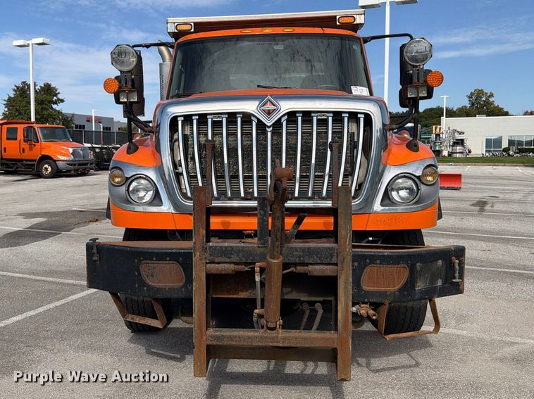 image for item FK2205 2014 International 7600 SBA dump truck