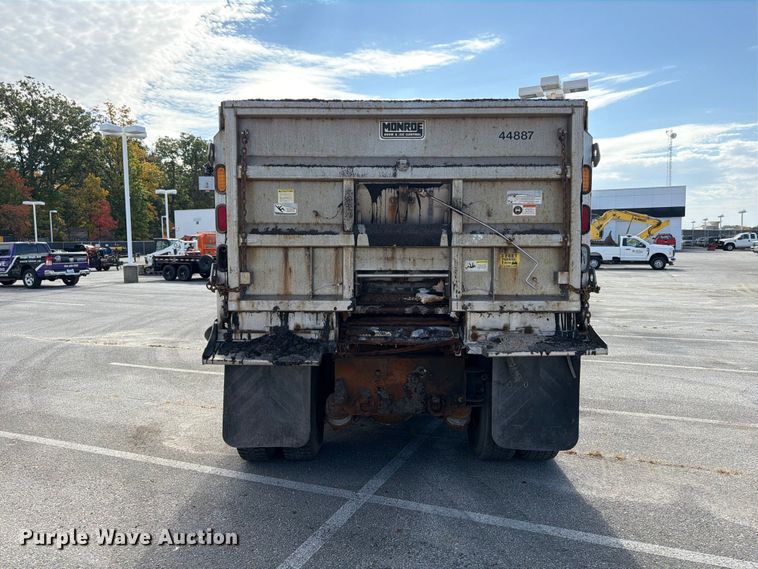 image for item FK2205 2014 International 7600 SBA dump truck