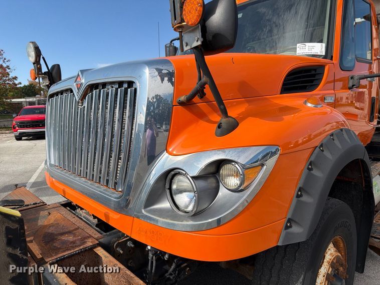 image for item FK2205 2014 International 7600 SBA dump truck