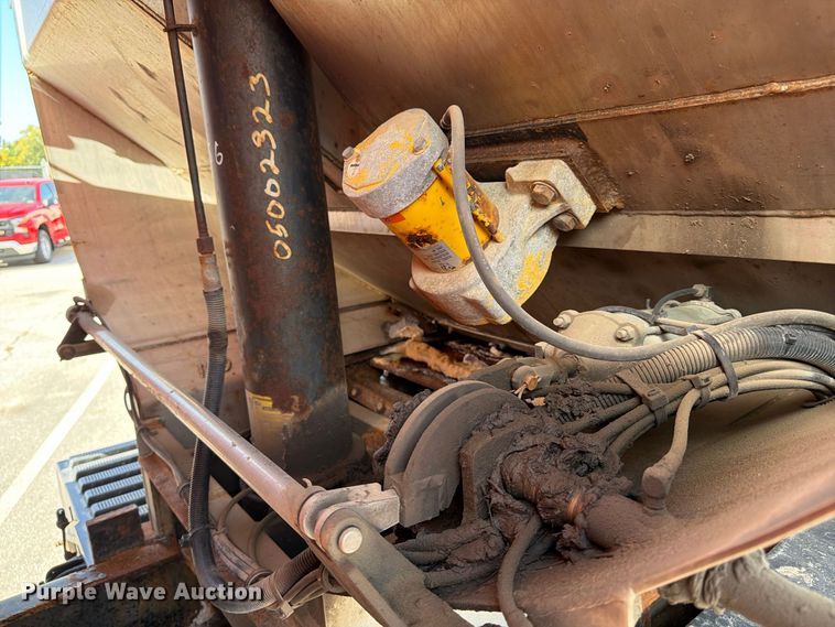 image for item FK2205 2014 International 7600 SBA dump truck