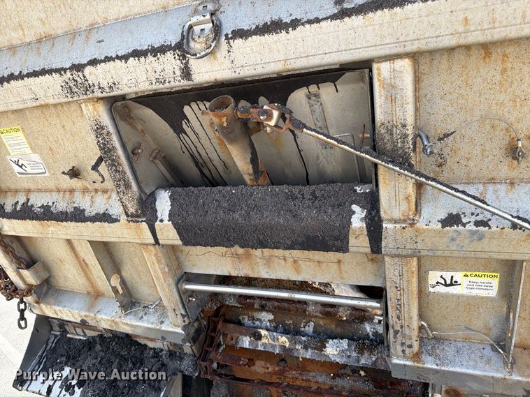image for item FK2205 2014 International 7600 SBA dump truck