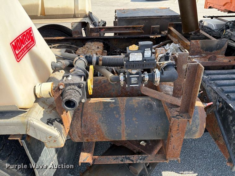 image for item FK2205 2014 International 7600 SBA dump truck