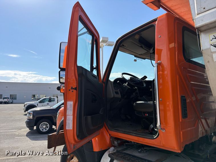image for item FK2205 2014 International 7600 SBA dump truck
